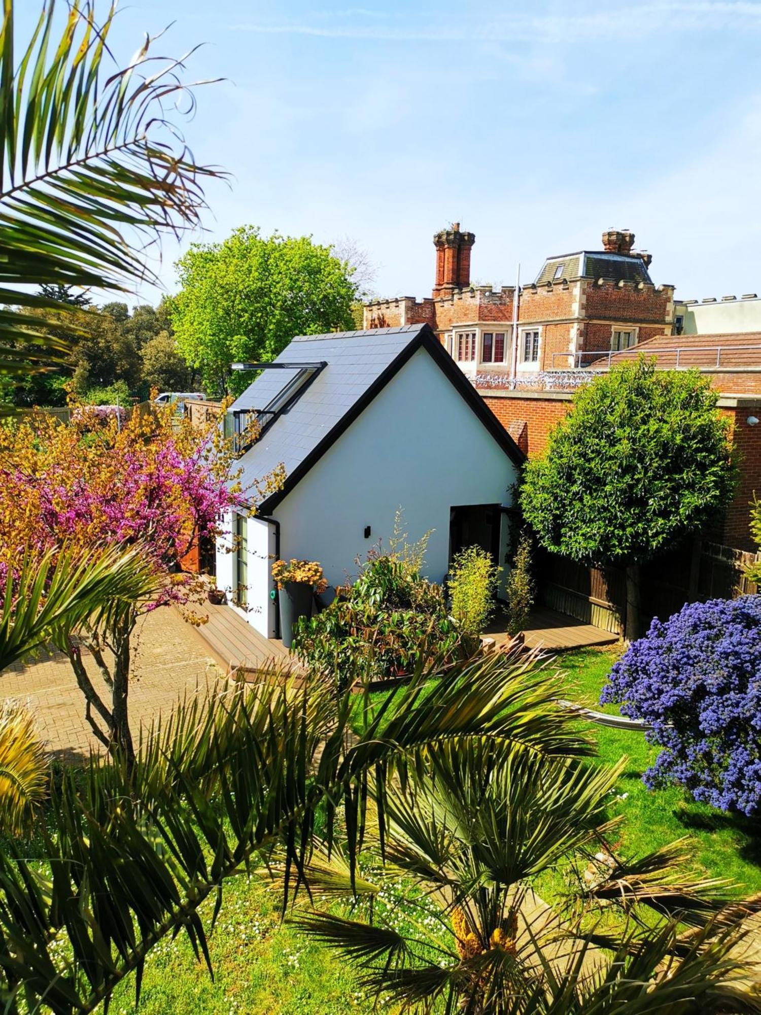 Hastings Casita, 'Little House' Self Contained Garden Lodge, Close To Town And Seafront 외부 사진